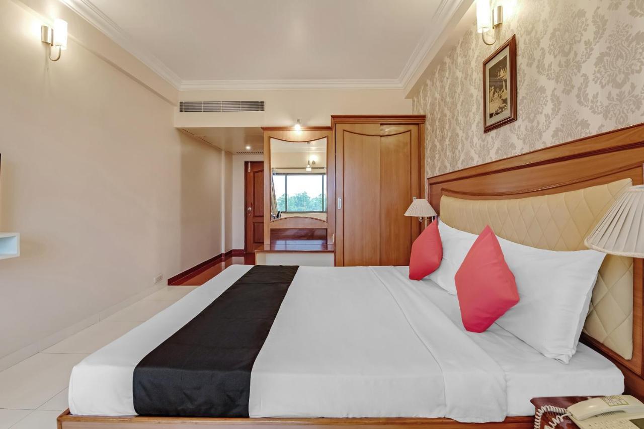 Capital O 41646 Hotel Devi Towers Salem Dış mekan fotoğraf