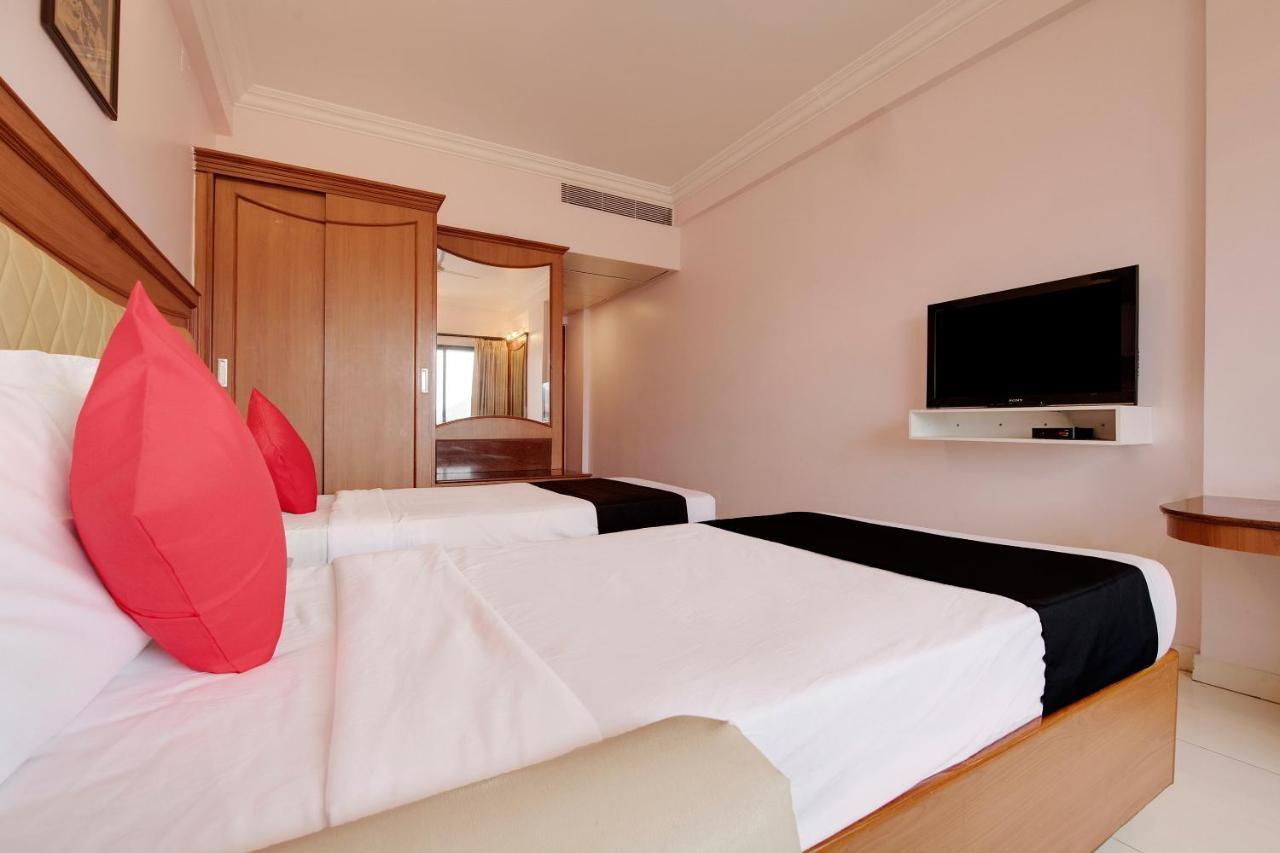 Capital O 41646 Hotel Devi Towers Salem Dış mekan fotoğraf